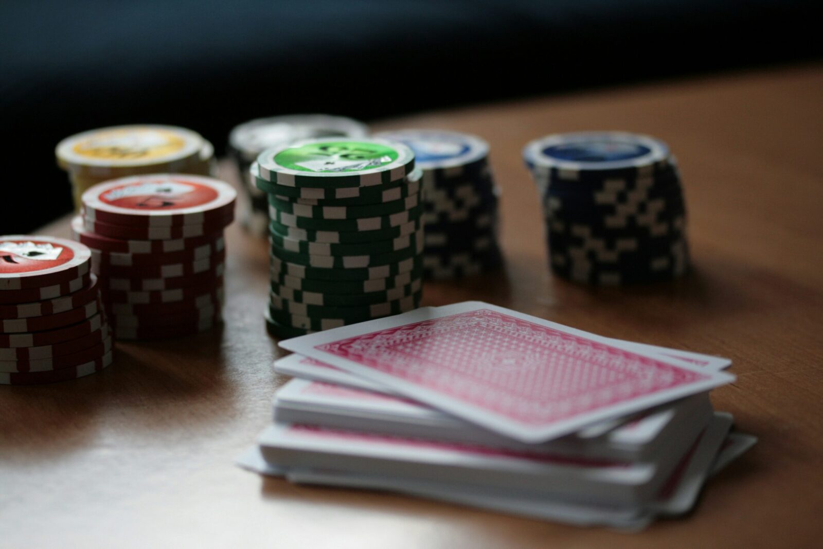 poker bluffing strategies