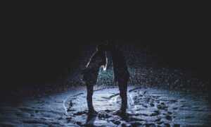 what is 8tshare6a python code